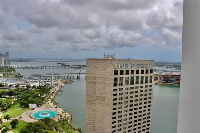 Building Photo - 325 S Biscayne Blvd