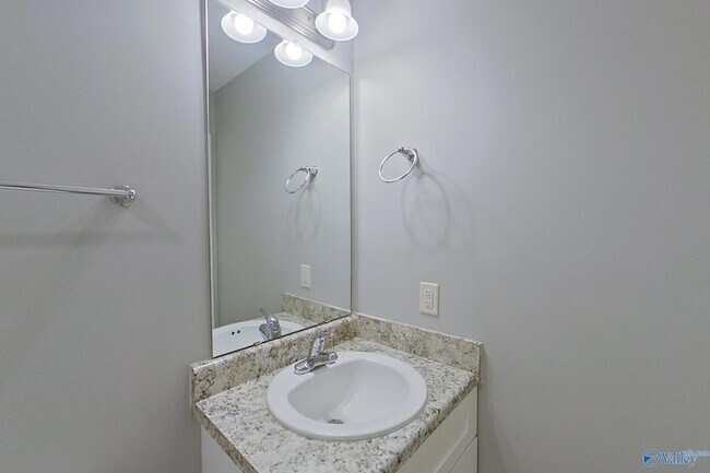 Building Photo - 107 Dawson's Ml Dr