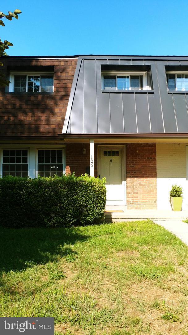 Building Photo - 126 S Virginia Ave