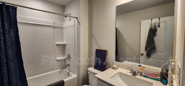 Building Photo - 7124 Timberland Trl