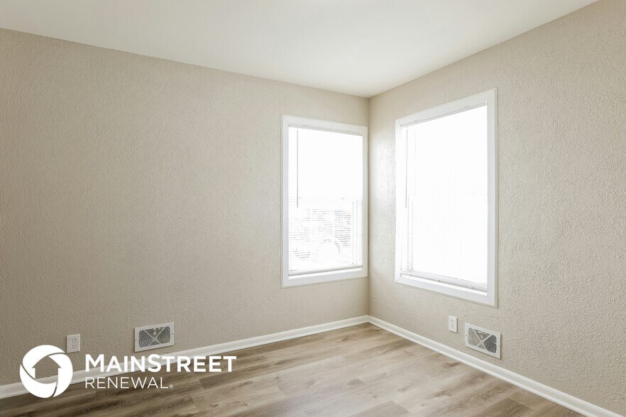 Building Photo - 4232 S Liberty St