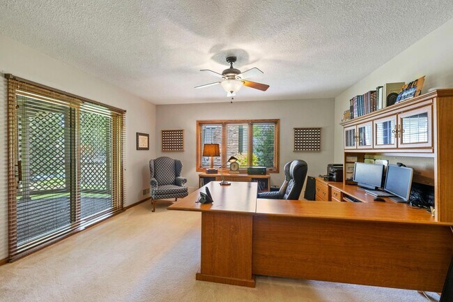 Building Photo - 9378 Olympia Dr