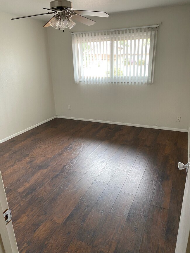 Building Photo - 3926 N 87th St