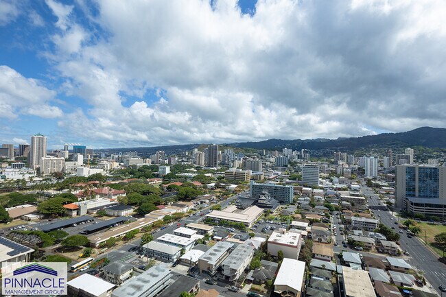 Building Photo - 1296 Kapiolani Blvd