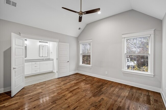 Building Photo - 501B Waycross Dr