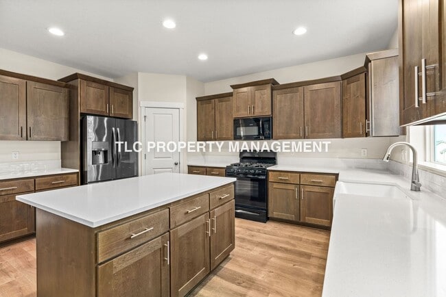 Building Photo - Gorgeous Home for Rent