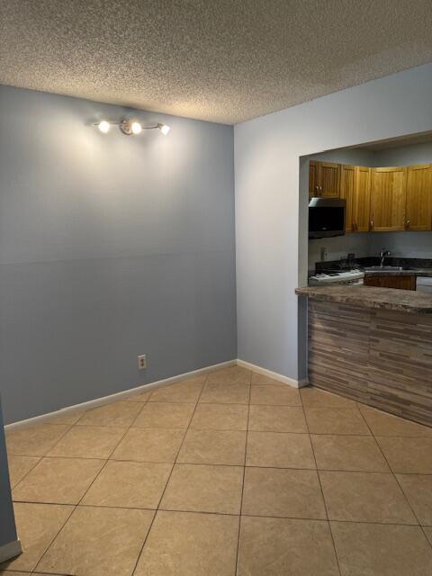Building Photo - 539 Shady Pine Way