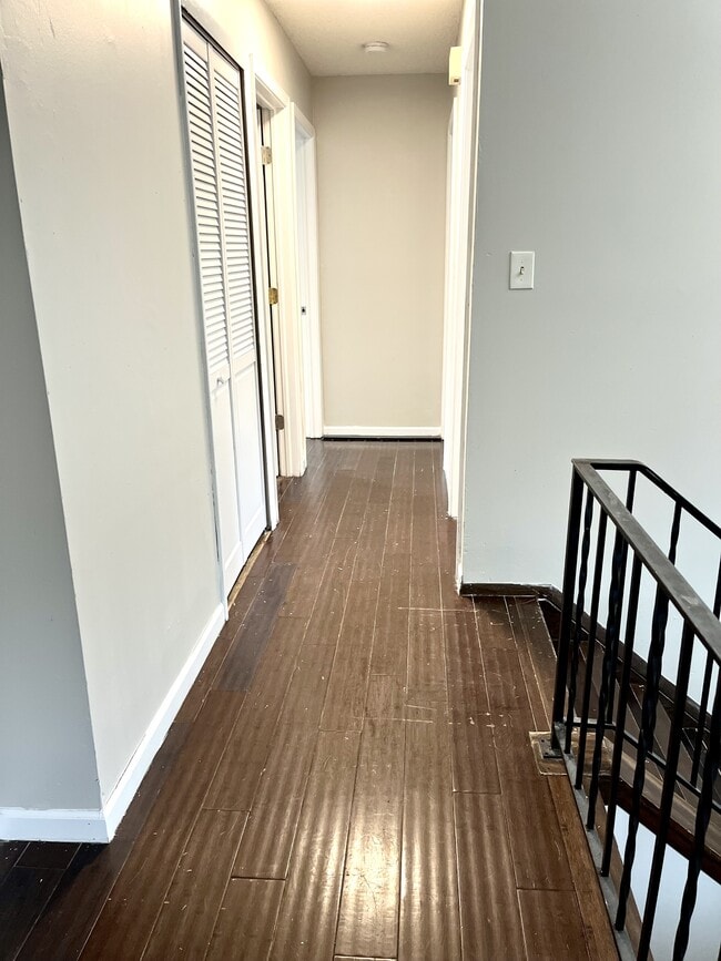 Building Photo - 6390 Firethorn Ave