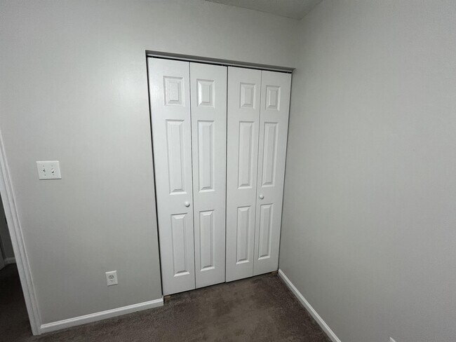 Building Photo - 3409 Woodbaugh Dr