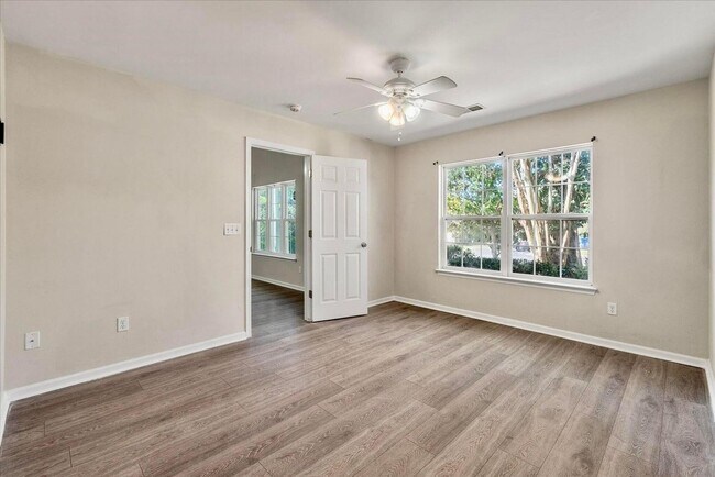 Building Photo - Bright, Spacious, and Ideally Located in t...