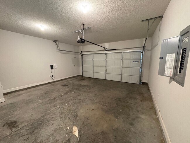 Building Photo - 1229 Grayson Ave