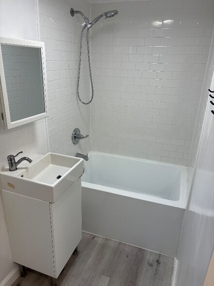 Building Photo - 1623 Grant St