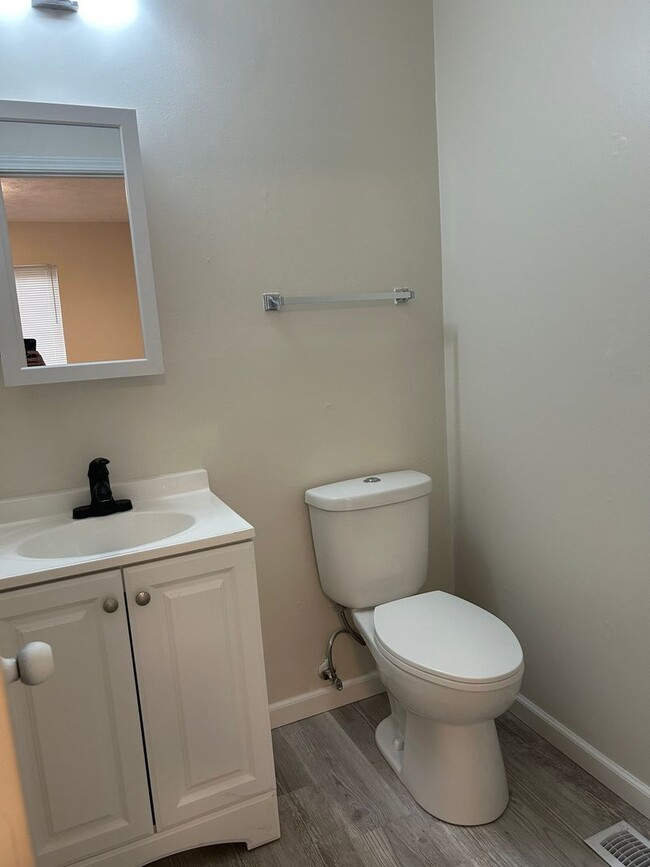 Building Photo - 1123 S 23rd St