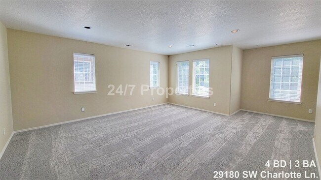 Building Photo - 29180 SW Charlotte Ln