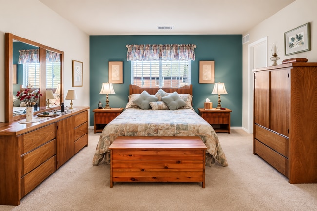 Building Photo - 3 Bedroom Townhome for Rent in Green Valley Ranch | Private Patio & Attached Garage
