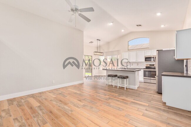 Building Photo - 3381 E Flamingo Ct