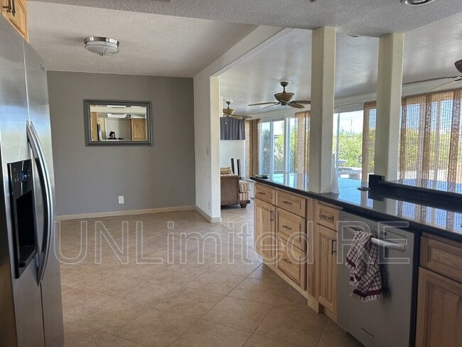 Building Photo - 2805 Cisco Dr N