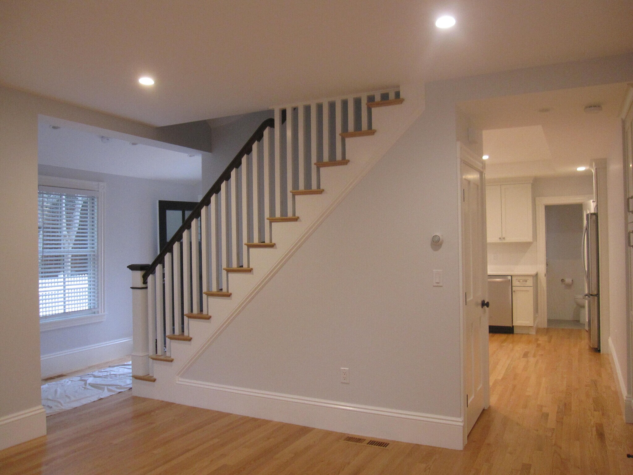 Building Photo - 567 Commonwealth Ave