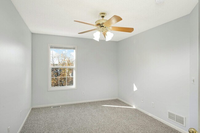 Building Photo - 15729A  Porchlight Lane