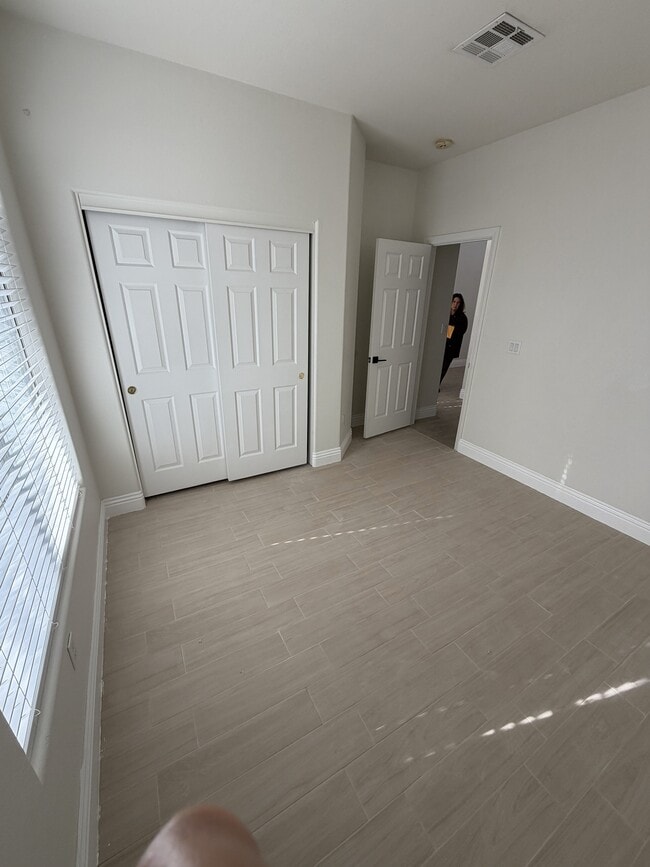 Building Photo - 202 Waterton Lakes Ave