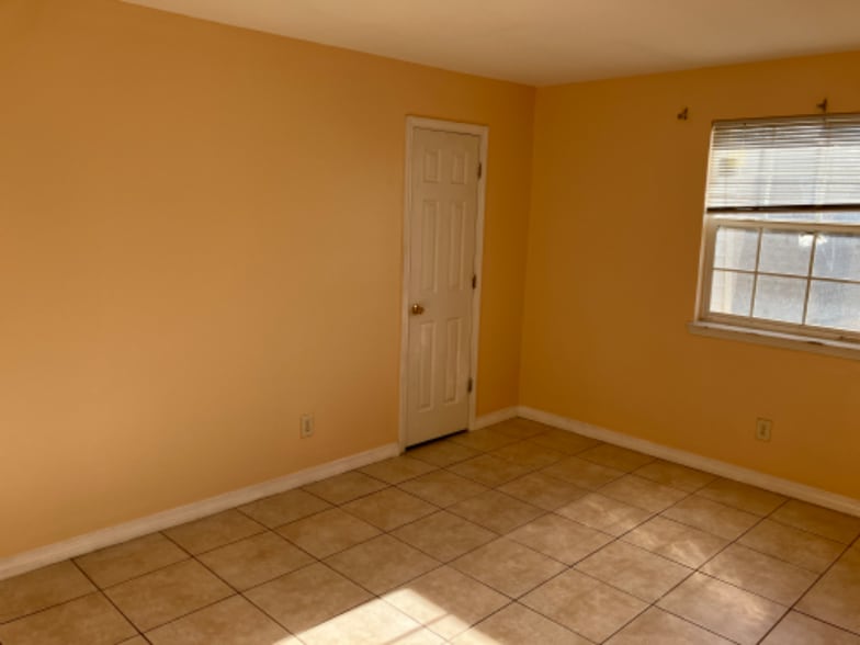 Building Photo - 4209 Eporia St