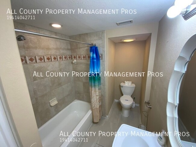 Building Photo - 811 33rd St Ct W