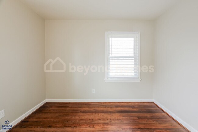 Building Photo - Just Renovated 3-Bed Brick Ranch - Ready for YOU to Move-In!