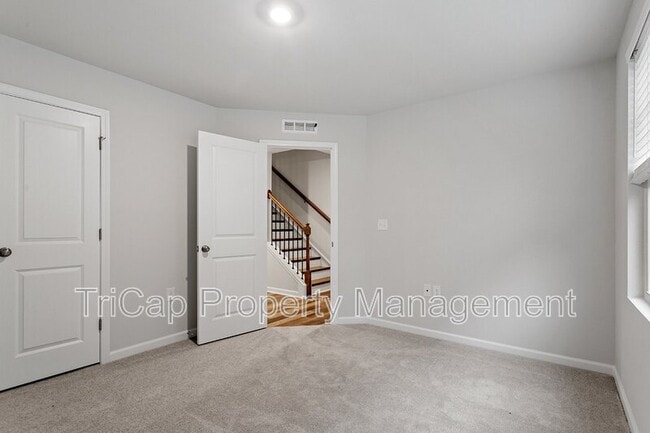 Building Photo - 1707 Chirping Trl