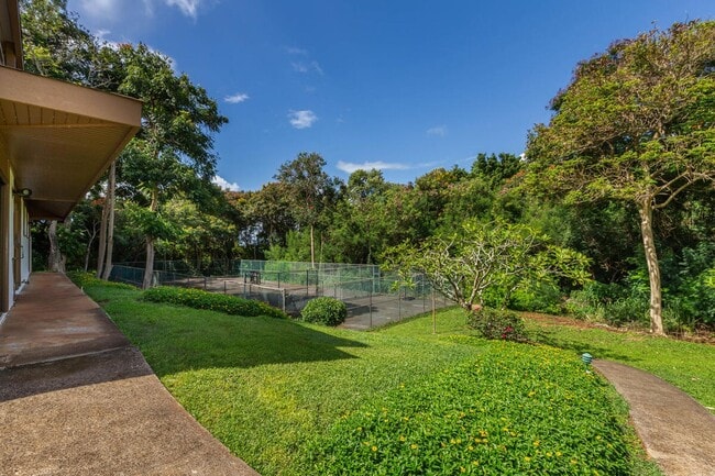 Building Photo - Furnished 2 bedroom, 2 bath, with AC and p...
