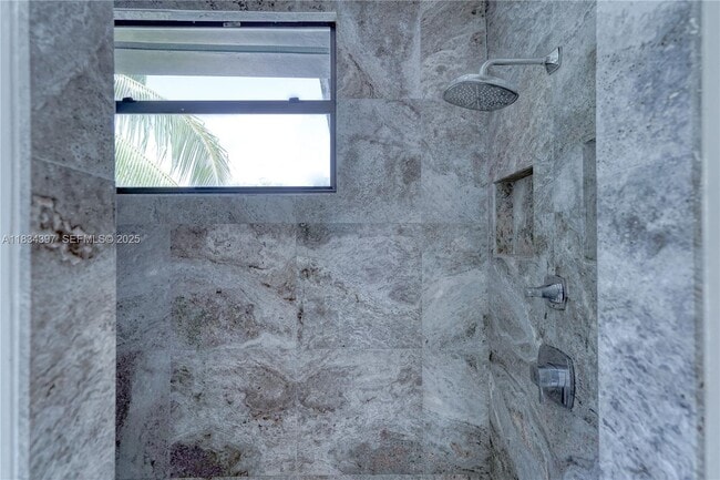 Building Photo - 13300 Biscayne Bay Terrace