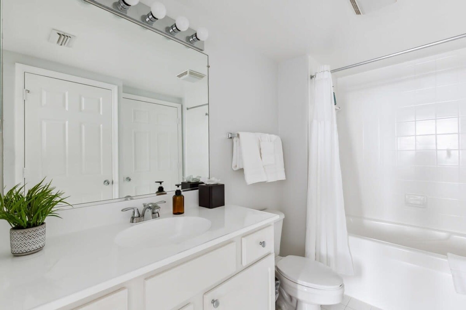 Building Photo - 3901 17th St N