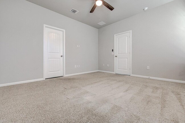 Building Photo - 6705 Loretta White Ln