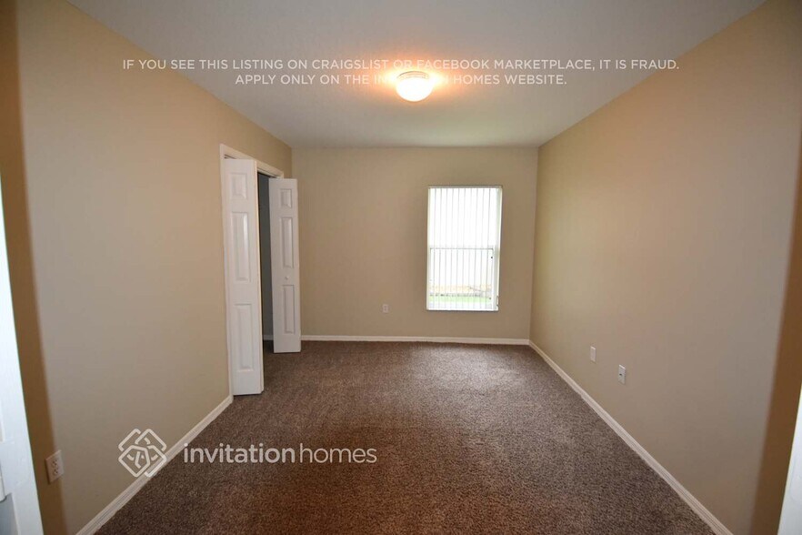 Building Photo - 30042 Morningmist Dr