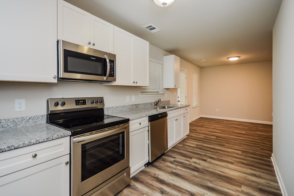 Building Photo - 400 McGiboney Ln