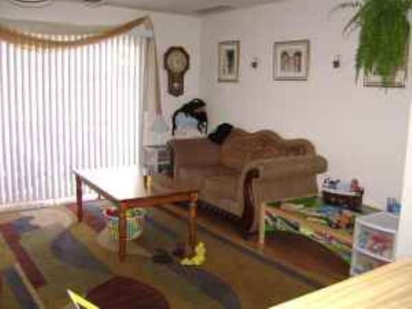 Living Room - 40 Allenwood Ln