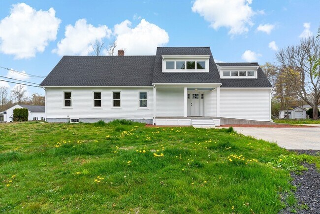 Building Photo - 539 Maple Ave