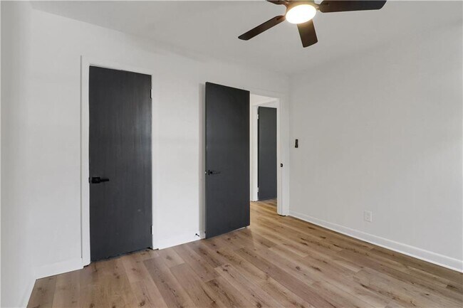 Building Photo - 776 Norwood Rd SE