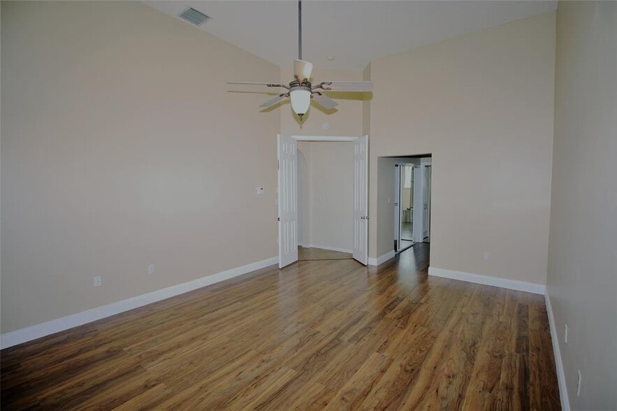 Building Photo - 2178 NW 141st Ave