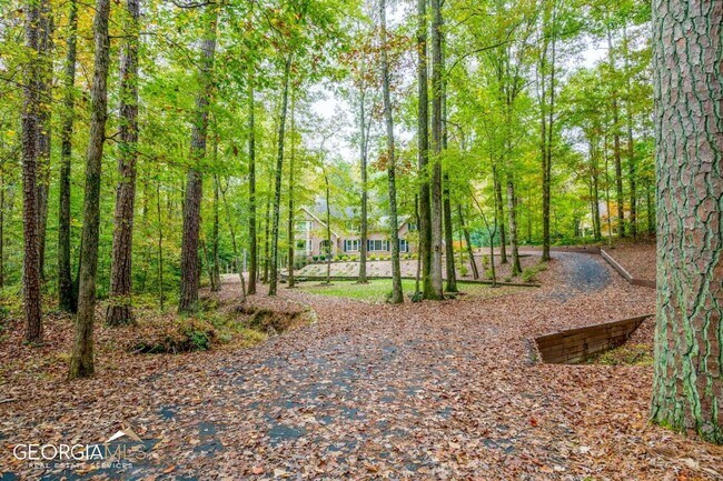 Building Photo - 661 Luther Ct