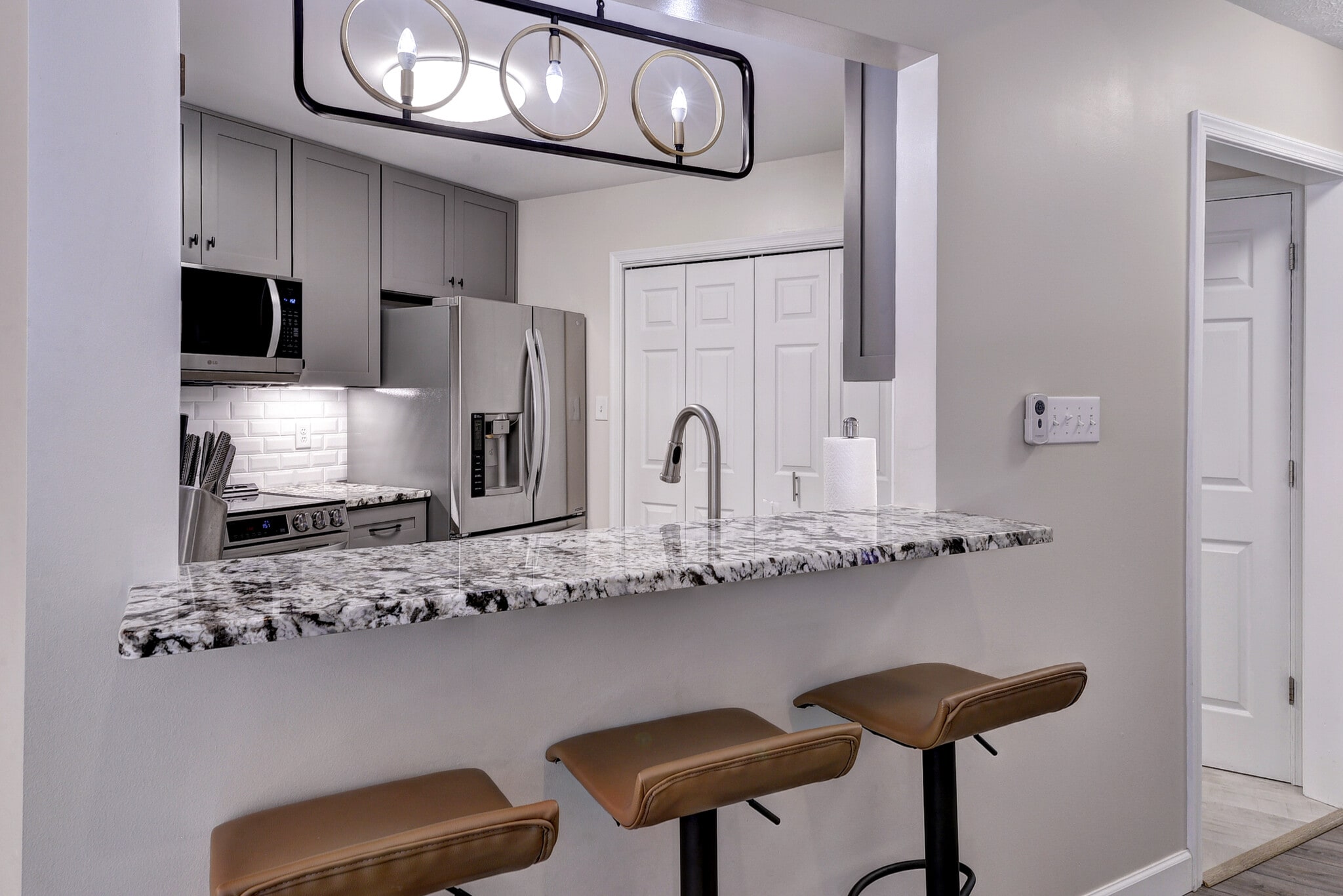 Building Photo - 5104 Salisbury Mews