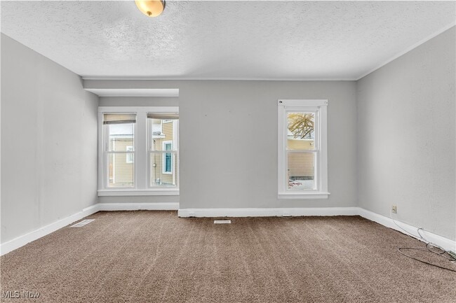 Building Photo - 3877 W 31st St