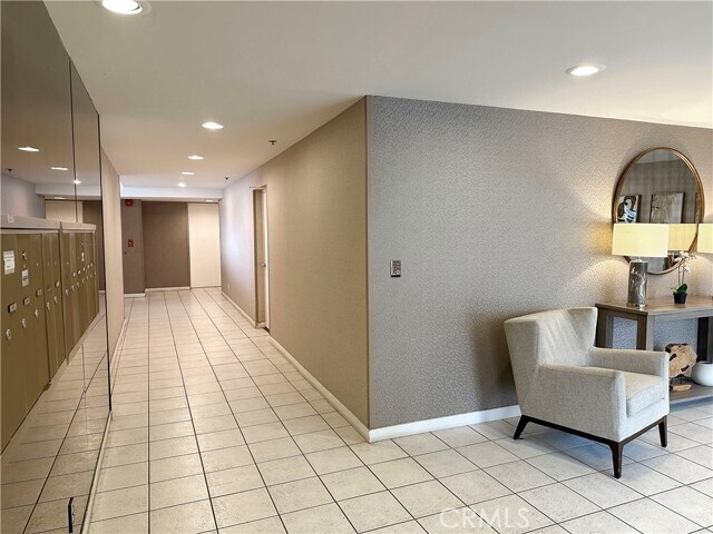 Building Photo - 1663 Veteran Ave