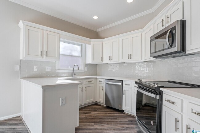 Building Photo - 1223 Berwick Rd