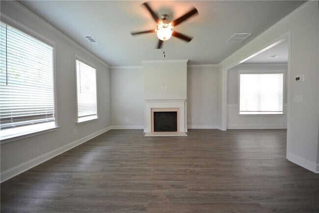 Building Photo - 7243 Millbrae Walk