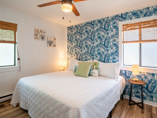 Building Photo - OFF-SEASON MONTHLY BEACH LIVING AWAITS!