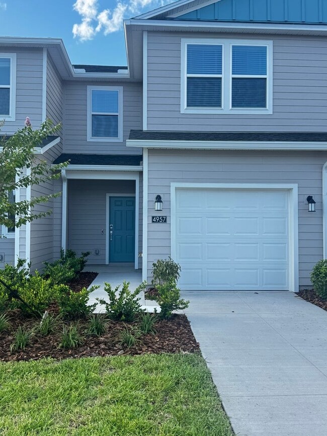 Building Photo - Brand New Modern Townhome in Marion Ranch – Move-in Ready!