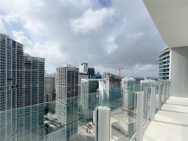 Building Photo - 300 Biscayne Blvd Way