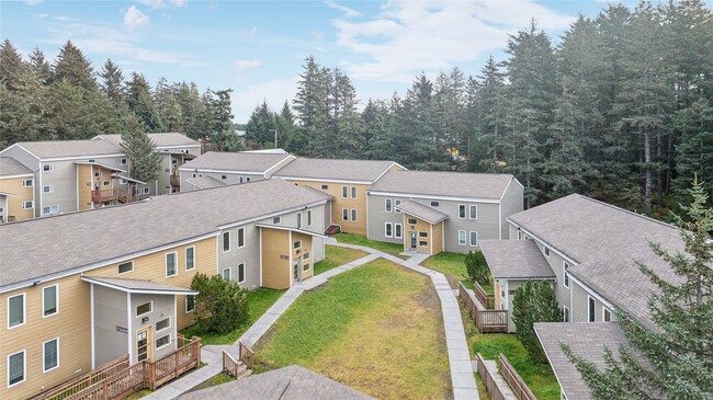 Building Photo - 2610 Mill Bay Rd