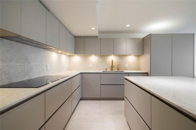 Building Photo - 10205 Collins Ave