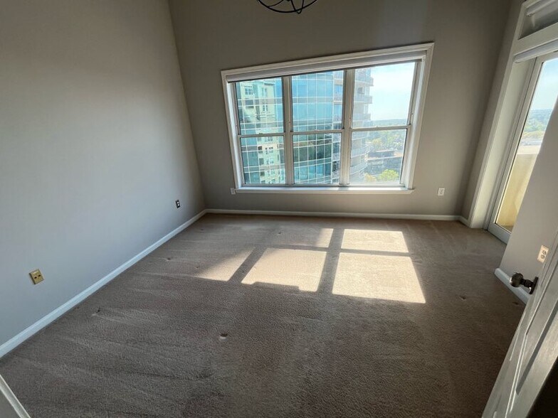 Bedroom View_1 - 3334 Peachtree Rd NE